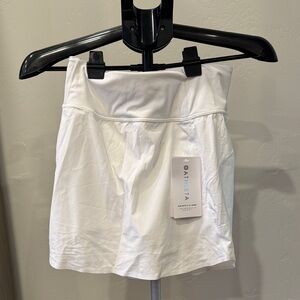 Athleta White run with it  16” skort NWT XS TP